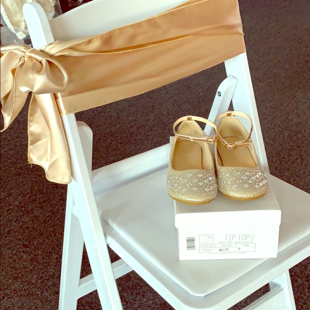 Girls dress up Rose gold shoes size 5